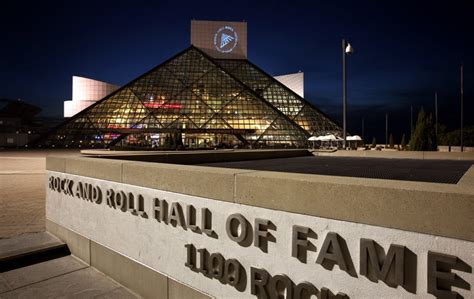 Rock And Roll Hall Of Fame Review