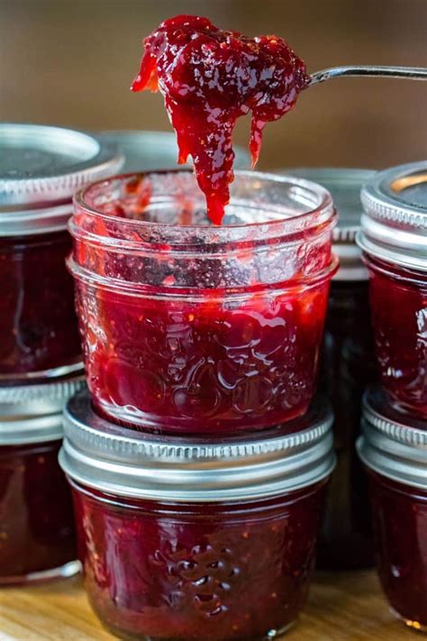 From one 400 g pack of rhubarb you will get 2 x 200 ml jars or 1 x 400 ml jar. Strawberry Rhubarb Jam - Noshing With the Nolands