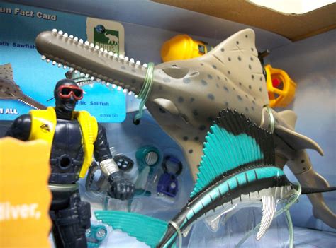 Tru Sawfish Deep Sea Discovery Playset Animal Planet Life Sailfish Toys