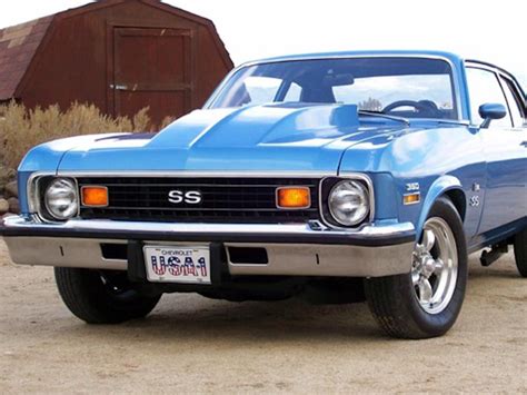 Ford and chevrolet are arguably the top two american car companies in the world. Why Chevy's 302 cubic-inch Engine Is Better Than Ford's