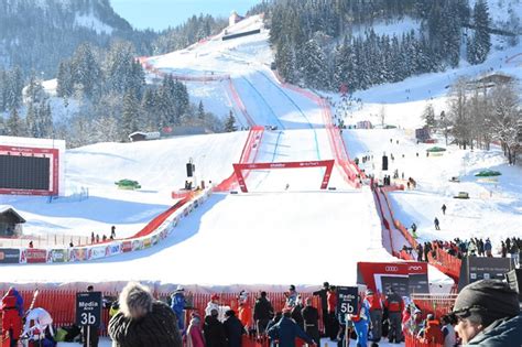 Sander auch im abschlusstraining stark. LIVE: 2. Abfahrtstraining der Herren in Kitzbühel 2019 ...