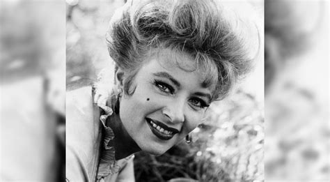 Remember Miss Kitty From Gunsmoke What Happened To Amanda Blake After The Show