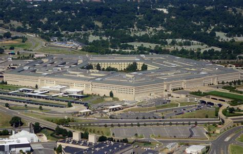 Pentagon Cant Account For 800 Million Report Shows