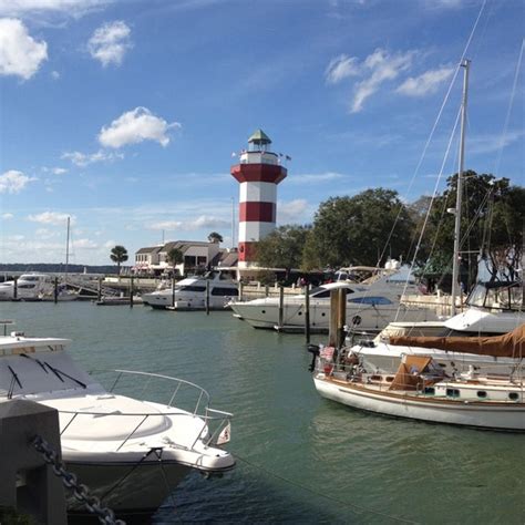 The guest lounge can be accessed directly via the carpark, or found behind the coffee club and can also be located via the maps available throughout the centre. Harbour Town - Lighthouse Rd