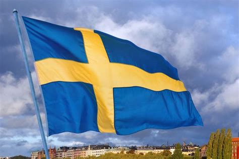 Thụy sỹ nằm ngay tại trung tâm của châu âu giáp các nước pháp, đức và áo, là một quốc gia đa văn hóa, đa ngôn ngữ. Thụy Điển Nói Tiếng Gì ? Ngôn Ngữ Phổ Biến Nhất Tại Thụy Điển