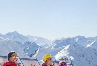 Im sommer lädt die traumhafte oberstdorfer landschaft mit seinen schönen. Oberstdorf im Winter - Annemarie Ferienappartements