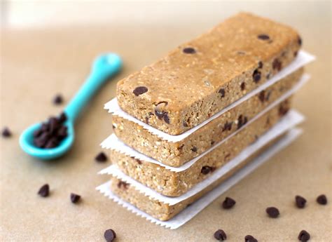 Chockohlawtay Chocolate Chip Cookie Dough Protein Bars