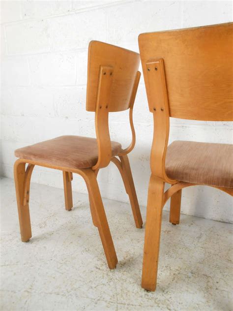 Set Of Mid Century Modern Bentwood Dining Chairs By Thonet At 1stdibs