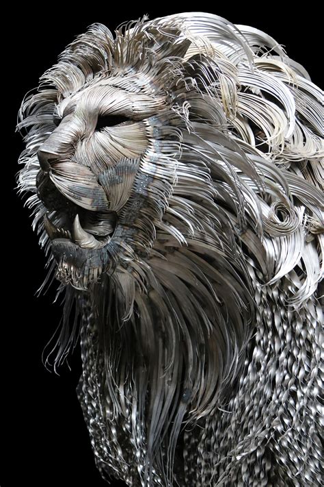 A Towering Hammered Steel Lion By Selçuk Yılmaz — Colossal Metal Art