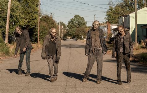 More about the walking dead: The Walking Dead World Beyond : Un nouveau zombie ...