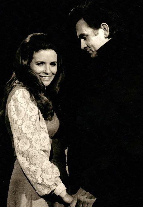Johnny And June On Stage 1971 Johnny And June Johnny Cash June Carter