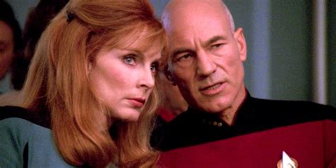Star Trek Picard Showrunner Explains Approach To Dr Crushers Return