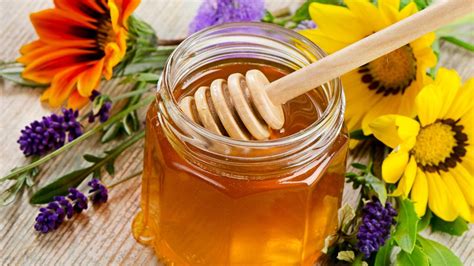 Descubre Los Beneficios De La Miel Para La Garganta