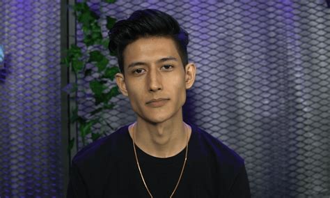 Provided to thclips by believe sas tahan diri dan stop kekerasan · abdullah gymnastiar kumpulan ceramah aa gym. "Saya tak nampak diri saya main PUBG PC dalam 10 tahun ...