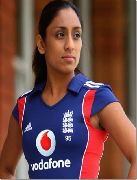 8 Hot Women Cricketers Hotty Planet