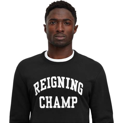 Developing original fabrics and making clothing by hand is of the utmost importance to the canadian brand reigning champ. Reigning Champ Varsity Crewneck - Men's | Backcountry.com