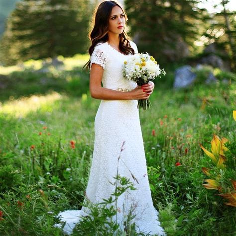 Cap Sleeve Crochet Lace Bohemian Wedding Dresses 2017 A Line Cheap