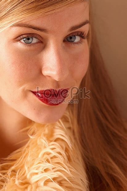 Blonde Picture And Hd Photos Free Download On Lovepik