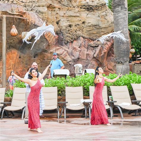 Photo Of Hula Dancers At Disney Aulani Resort In Hawaii Aulani Oahu