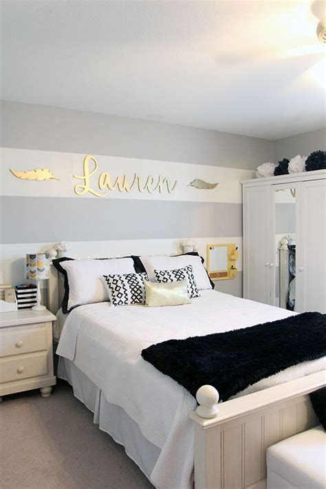 Decorate a white bedroom with gold. Pin on Girl's Room Ideas ~ MaLiYaH's Room