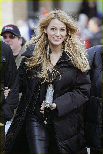 Pin By Sophie Neveu On Blake Lively Blake Lively Fashion Winter Jackets