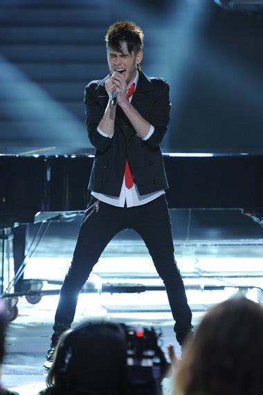 American Idol Recap Top 13 Guys Sing Live Nj Native Returns