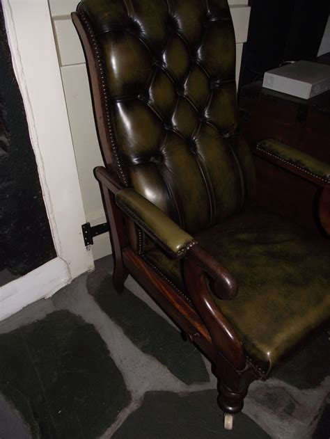 This is the type of chair that we imagine the us presidents making decisions as they smoked their cigars. Victorian Leather Library Smoking Gentlemans Reclining ...