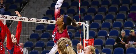 Okwunne Ogbogu Womens Volleyball University Of South Carolina