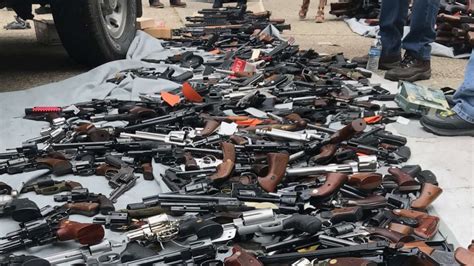 Ive Never Seen So Many Weapons Police Seize Over A Thousand Gun