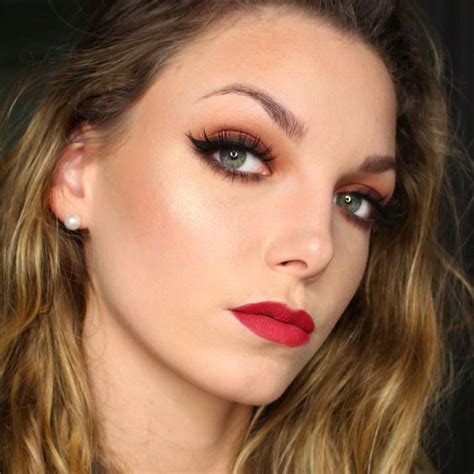 Top 60 Best Red Lipstick Looks For Women Sultry Lip Makeup