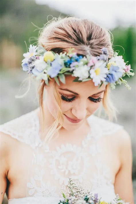 Chic Floral Crowns For Dreamy Brides