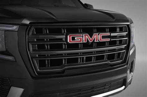 Gm Accessories 84960263 Grille In Black With Gloss Black Surround And