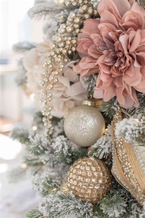 6 Ideas For How To Decorate A Flocked Christmas Tree Bluegraygal