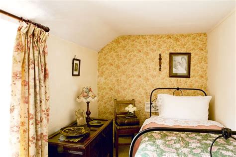 A Traditional Welsh Cottage Period Living English Cottage Interiors