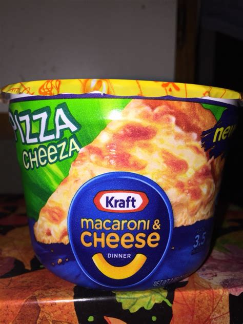 Kraft Macaroni And Cheese Pizza Cheeza Macaroni And Cheese Pizza New Recipes Snack Recipes
