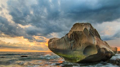 3840x2160 Resolution Landscape Photography Of Rock Formation On Body