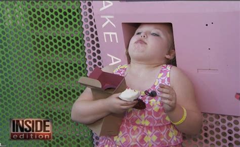 Honey Boo Boo Sticks Her Head Inside A Sprinkles Cupcake Atm
