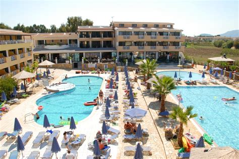 Caretta Beach Hotel In Kalamaki Zakynthos Greece Holidays In Zante Island