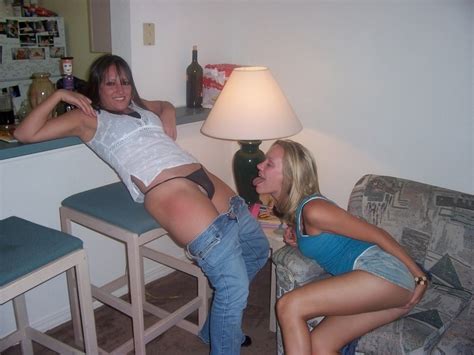 Drunk College Coeds Fucked Up And Flashing Naked Porn Pictures Xxx Photos Sex Images