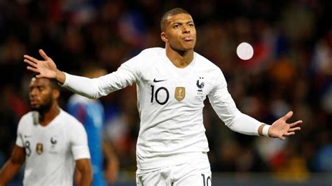 His mom changed her surname after marrying kylian mbappe's father. Mbappe sets new record ahead of CR7 and Messi at his age ...
