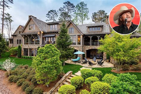 See Inside Alan Jackson's Stunning Lakefront Mansion in Georgia | Flipboard