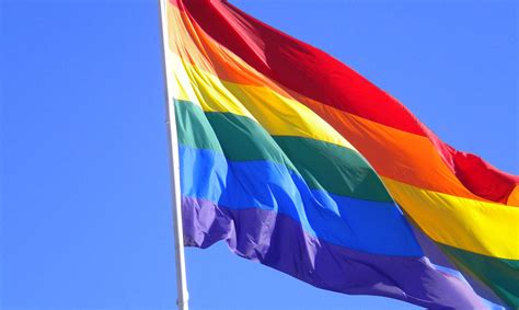 arco iris gay la bandera que cumple 40 años