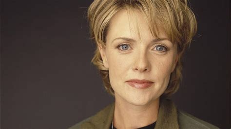 Full Amanda Tapping Hairstyle Face Close Up Background Hd Wallpaper Pxfuel