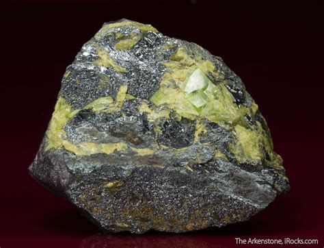 Ilmenite With Titanite Rare15b 082 Campo Do Boa Mine Brazil