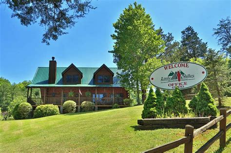 Maybe you would like to learn more about one of these? Sunset Mountain 2 bedroom Pigeon Forge cabin rental