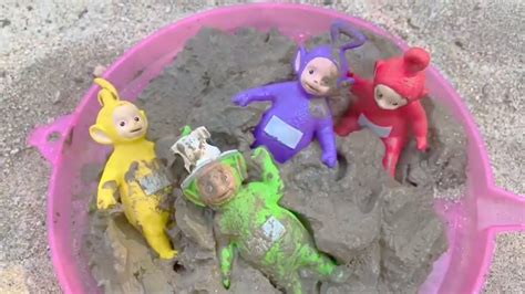 Teletubbies Beach Clay Videos Compilation Hey Duggee Dora And Daniel Tiger Figures Playing