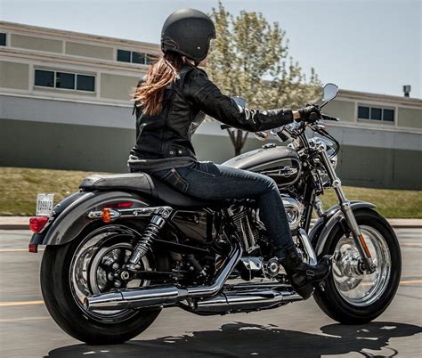 Click here to view all the harley davidson xl1200c sportster 1200 customs currently participating in our fuel tracking program. Harley-Davidson XL Sportster 1200 Custom 2014 - Galerie ...
