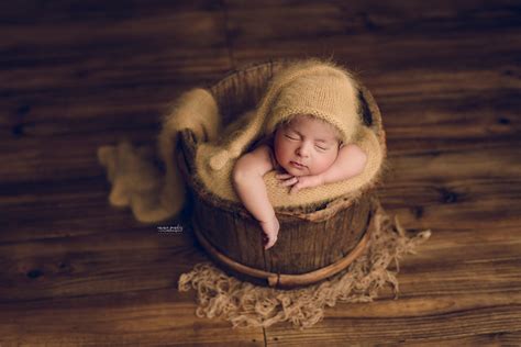 Melbourne Newborn Photographer Emma Pender Photography — Emma Pender