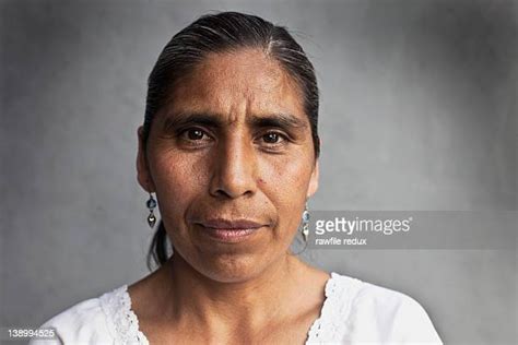 Mexican Mature Woman Photos Et Images De Collection Getty Images