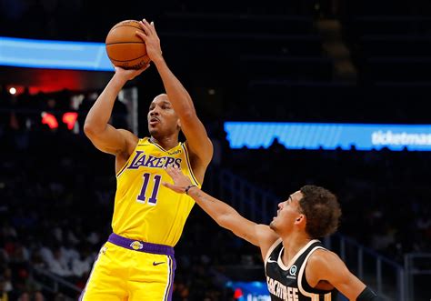 Track all of the los angeles lakers 2021 nba free agent signings and departures at yahoo sports. Los Angeles Lakers: Free agents to replace Avery Bradley ...